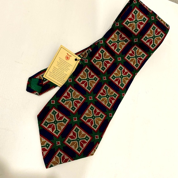 NWT Vintage Tommy Hilfiger Cross Stitch Snowflake Pattern  💯% Italian Silk Tie - Picture 3 of 7